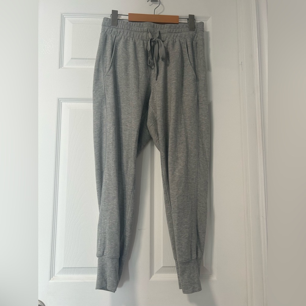 Danskin Men's Heather Gray Joggers